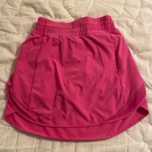 Lululemon Hotty Hot skirt